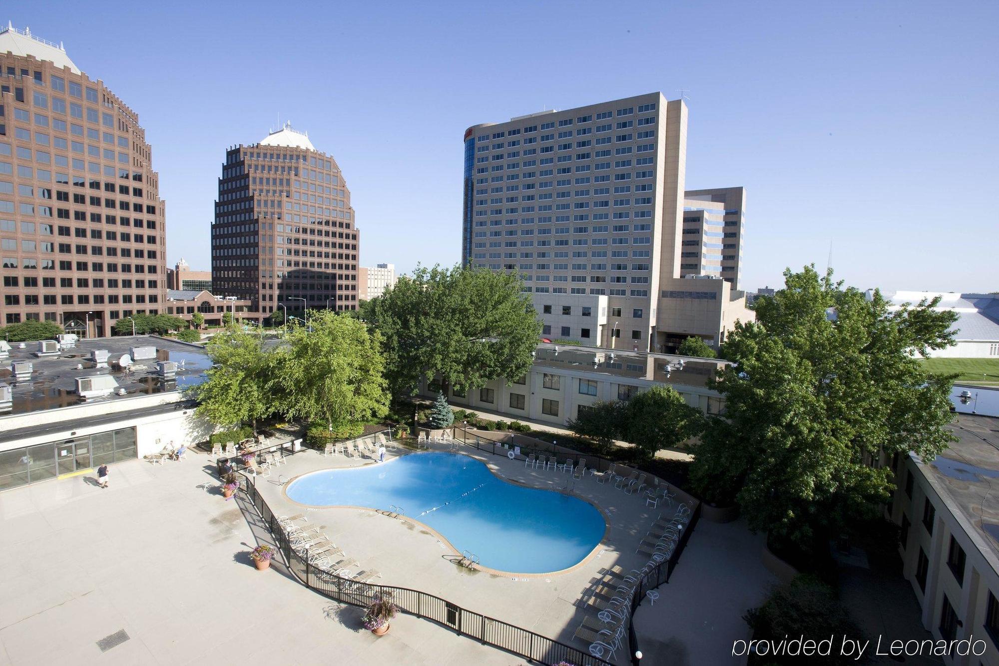 Holiday Inn Country Club Plaza Kansas City Exteriör bild