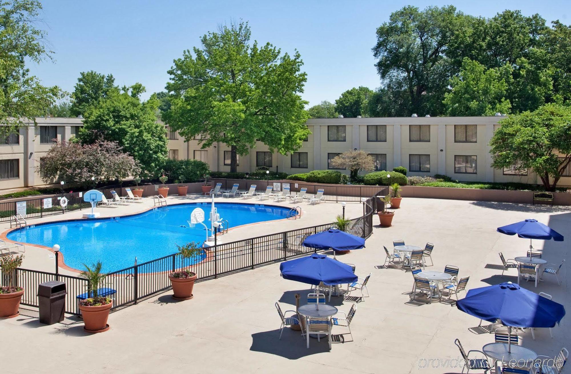 Holiday Inn Country Club Plaza Kansas City Exteriör bild