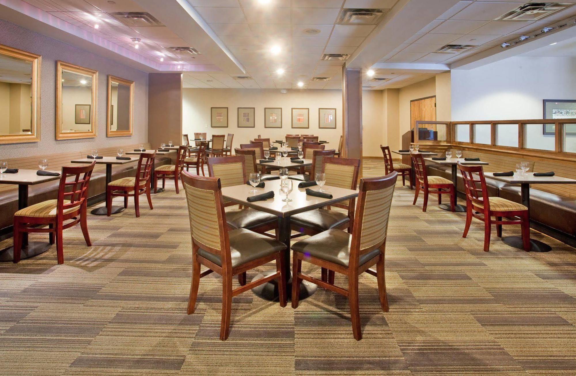 Holiday Inn Country Club Plaza Kansas City Exteriör bild