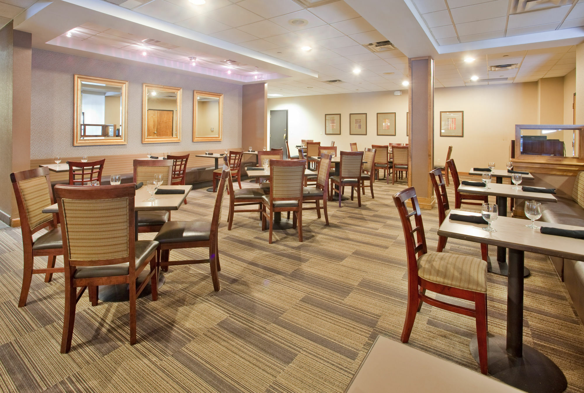 Holiday Inn Country Club Plaza Kansas City Exteriör bild